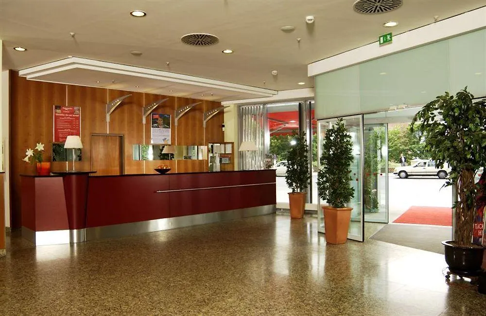 Intercityhotel Berlin Ostbahnhof 3*,  Γερμανία